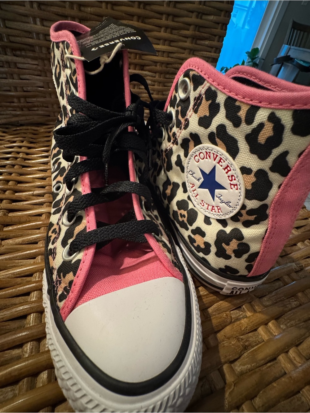 Converse Chuck Taylor All Star Leopard Print High Top - Pink Trim - Picture 4 of 7
